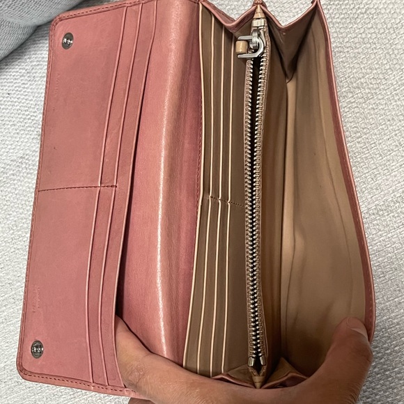 Authentic PRADA leather long wallet - Picture 12 of 16